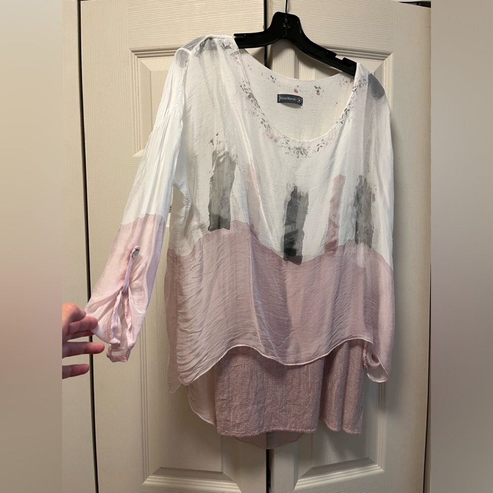 New Without Tag Made in Italy Beautiful white and pink fabric-combined top